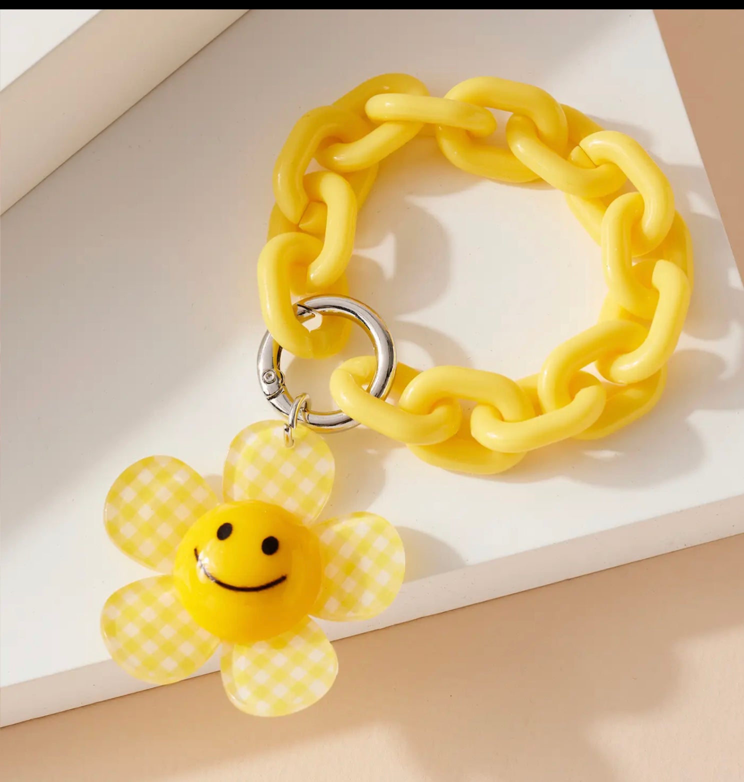Smiling Flower Keychain-KeyRings-PANTIESANDPUMPS.COM