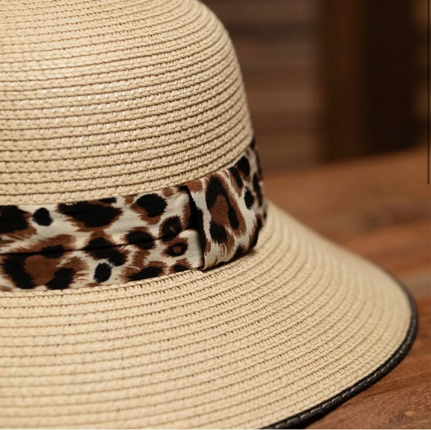 Leopard Strap Straw Bowler Hat