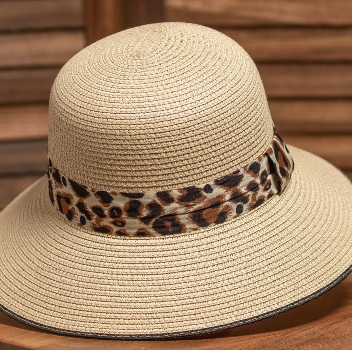 Leopard Strap Straw Bowler Hat